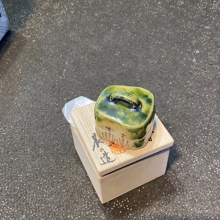 t***y瓷片陶瓷艺术品制作工艺品