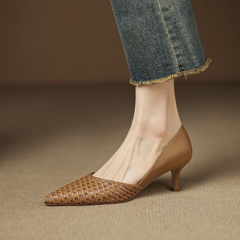 5.5CM真皮编织高跟鞋细跟尖头浅口单鞋2025年新款复古风镂空女鞋