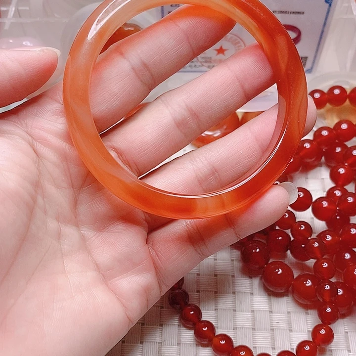 玛瑙/玉髓未镶嵌手镯