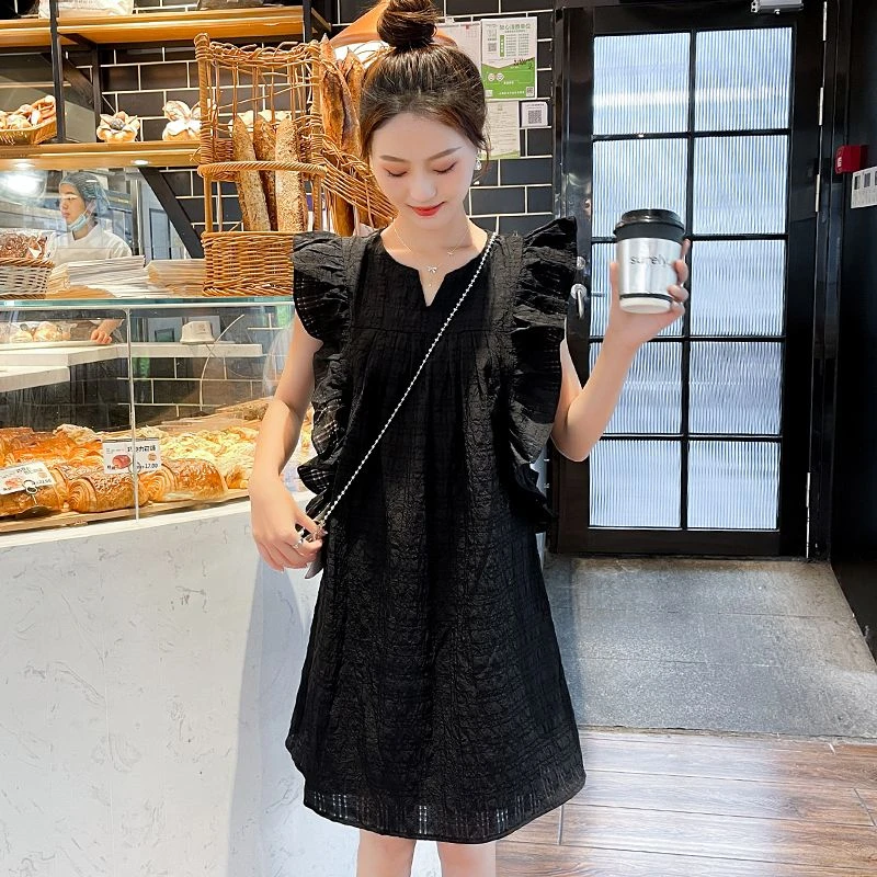 风小黑裙2024年夏装新款小个子飞飞袖连衣裙女气质显瘦字裙