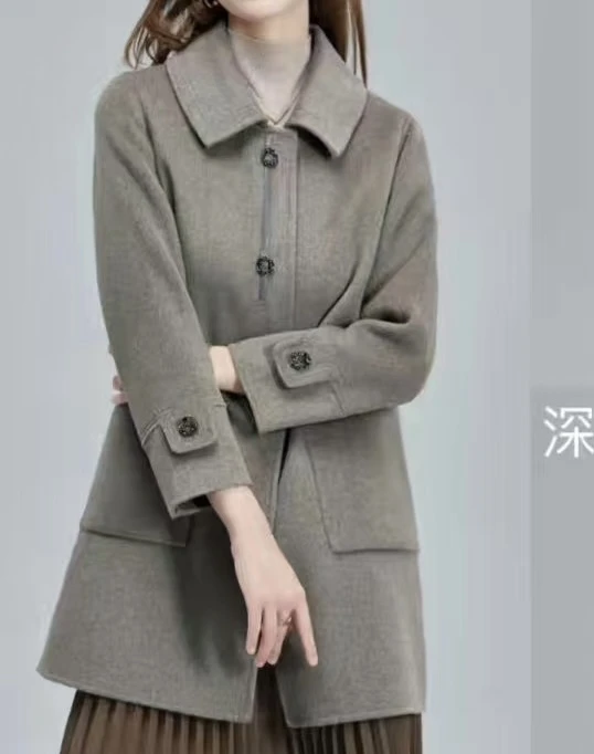 时尚洋气高货双面妈妈外套