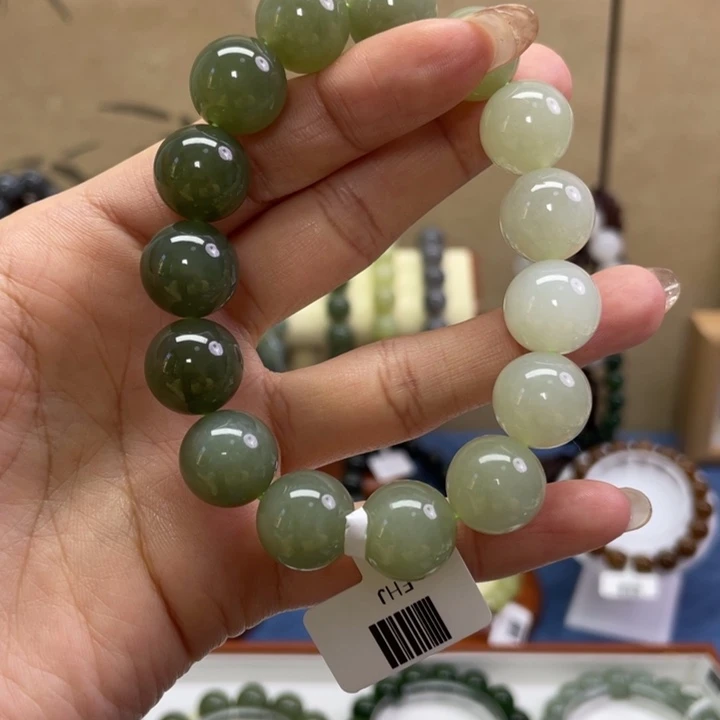 和田玉未镶嵌手链