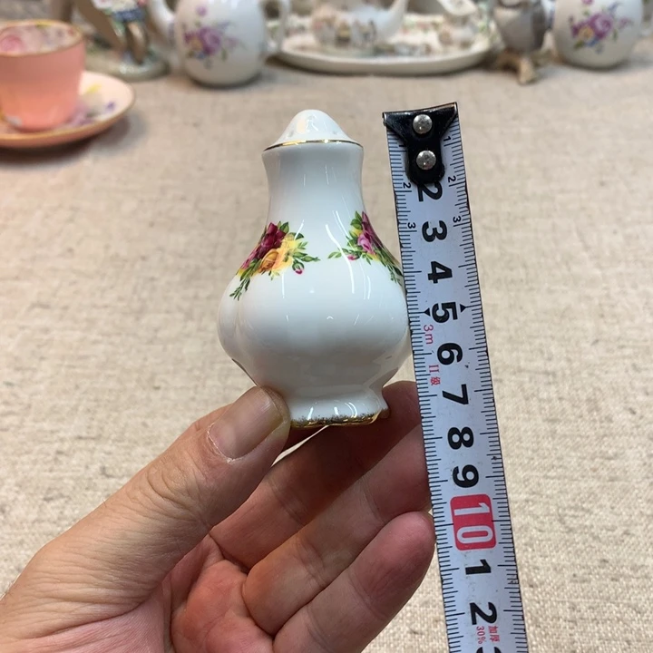 金瓷阁家的美丽瓷器