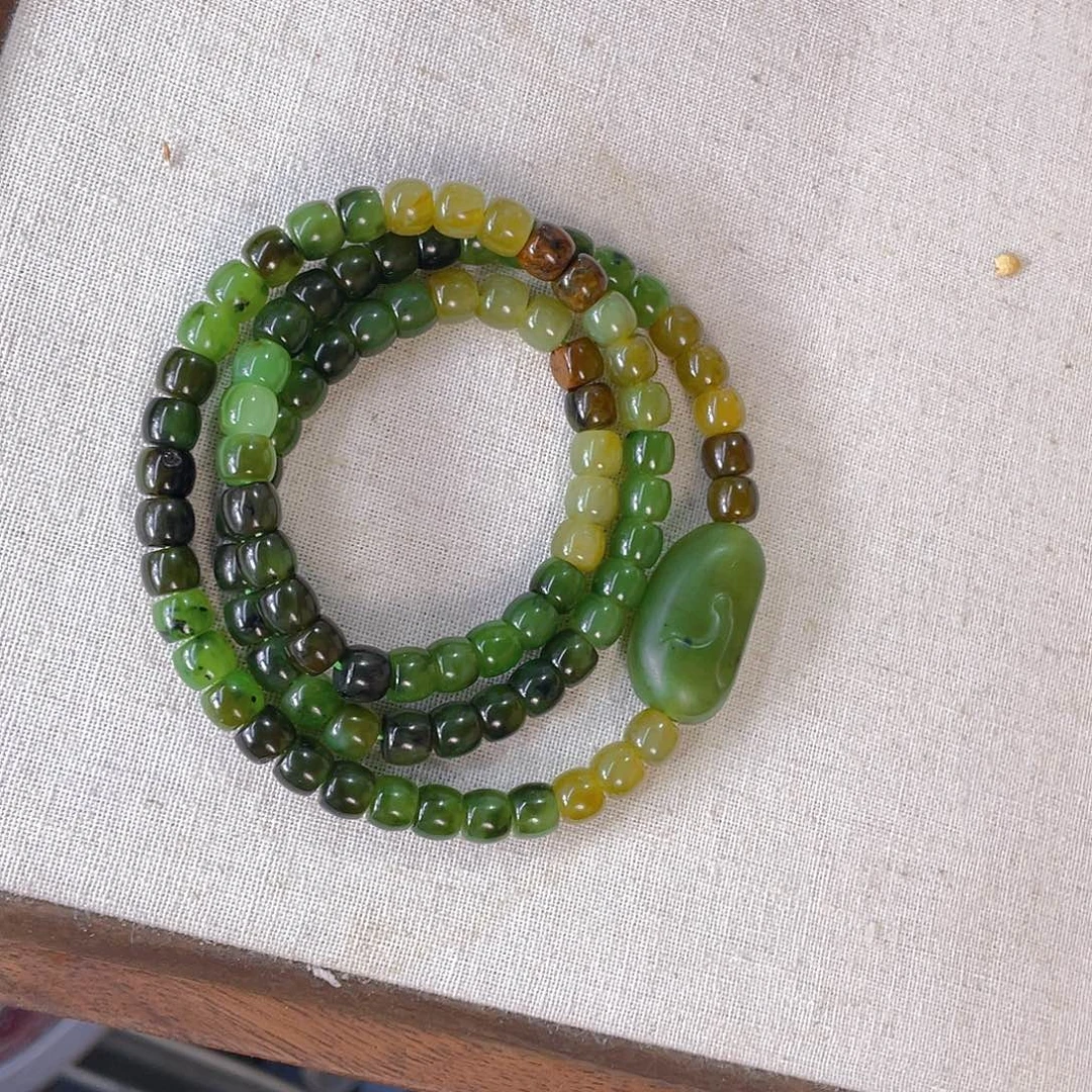 和田玉未镶嵌手链