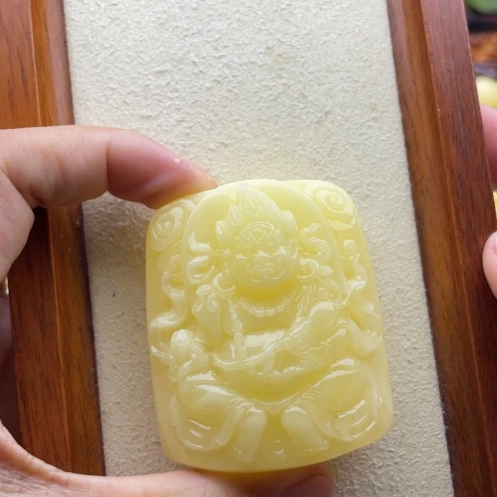 琥珀未镶嵌颈饰天然琥珀蜜蜡