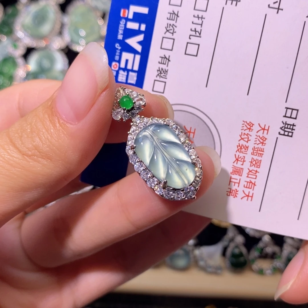 翡翠未镶嵌颈饰天然