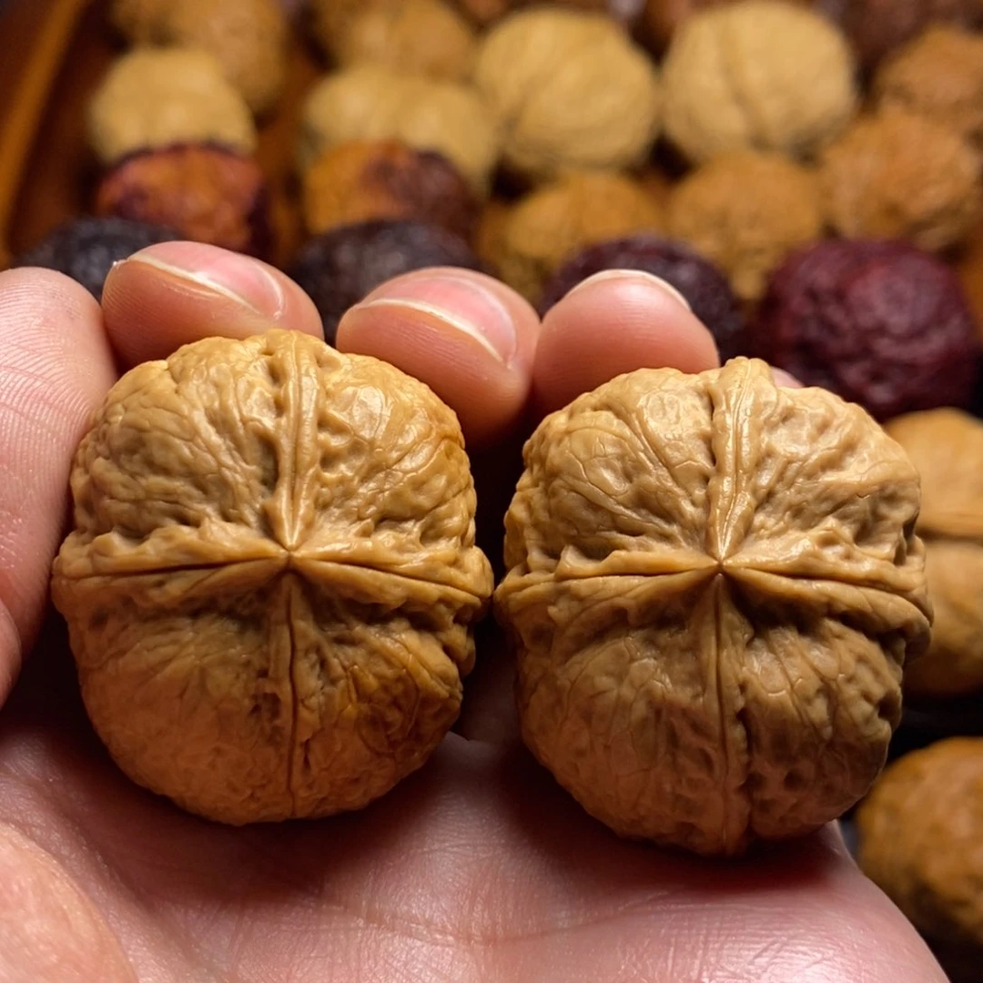 文玩核桃把件39尺伪四棱豆腐