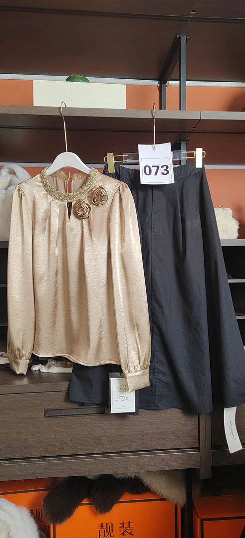 073夏季通勤黑色裙子时尚宽松高腰春季百褶百搭半身裙气质连衣裙