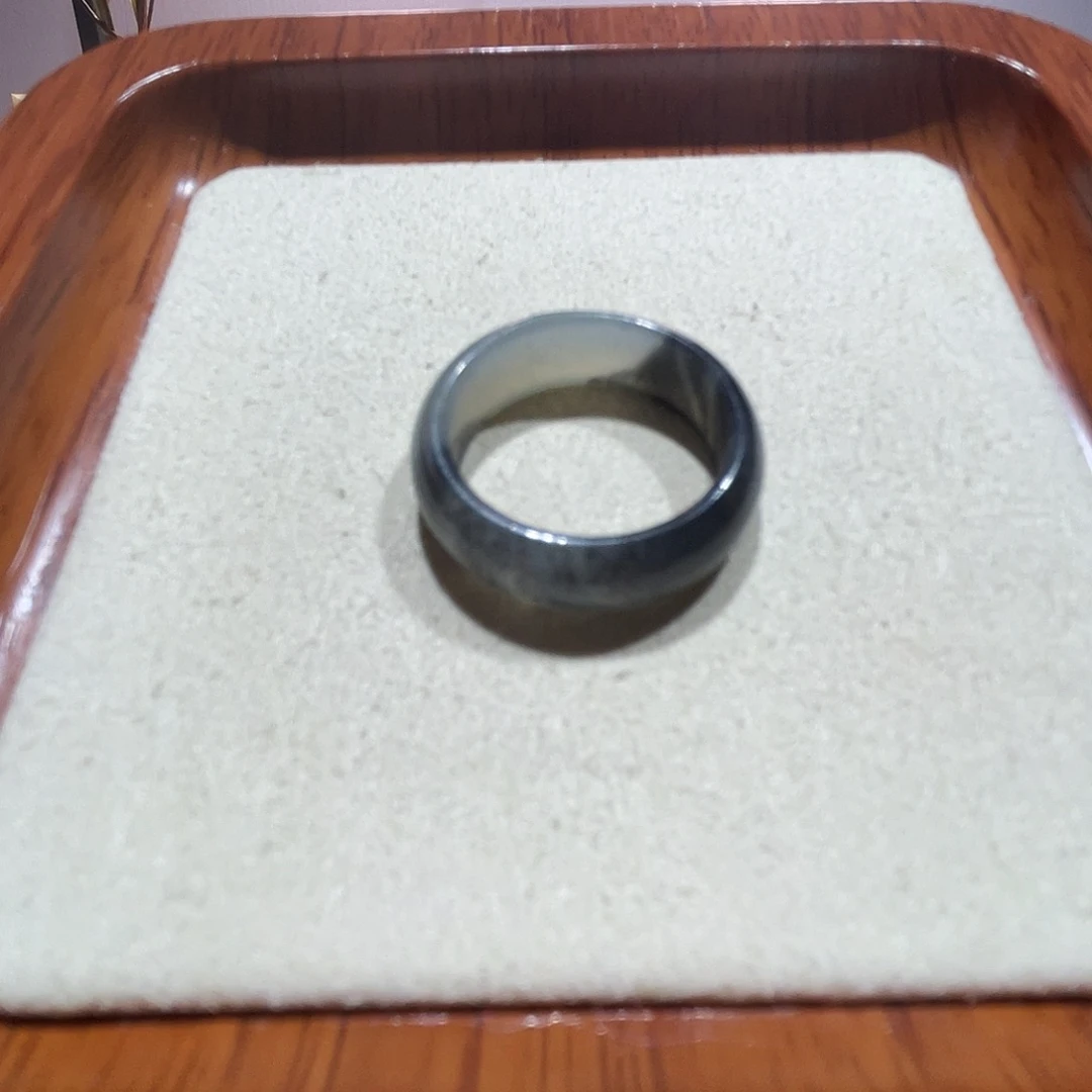 和田玉戒指未镶嵌青花圆切16-17号