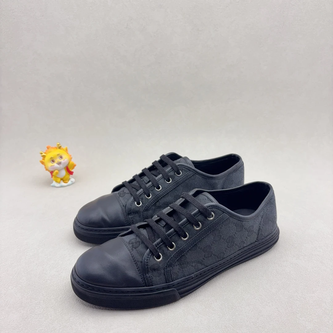 95新 GUCCI/古驰 41码/老花帆布鞋