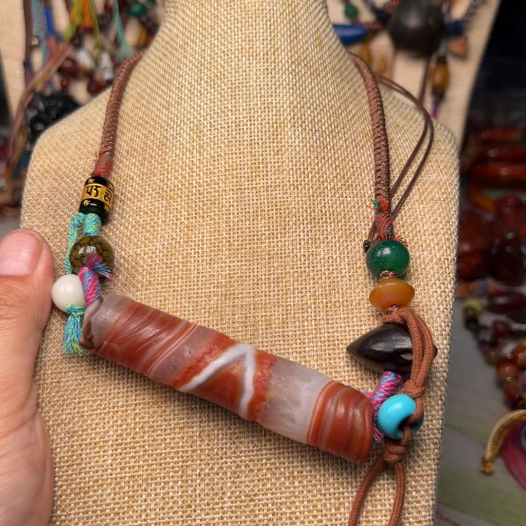 玛瑙/玉髓颈饰未镶嵌