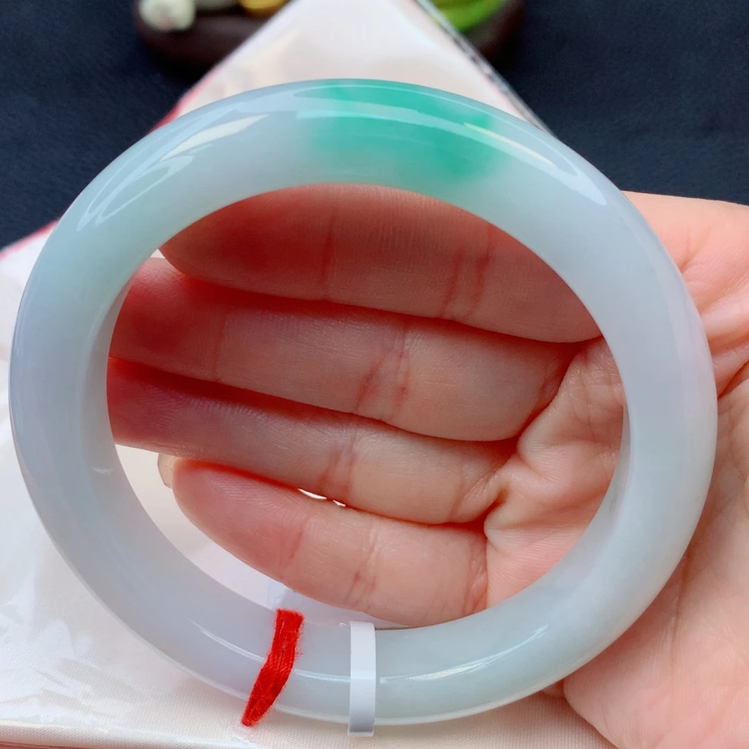 翡翠未镶嵌手镯60-61细糯冰淡春彩飘阳绿