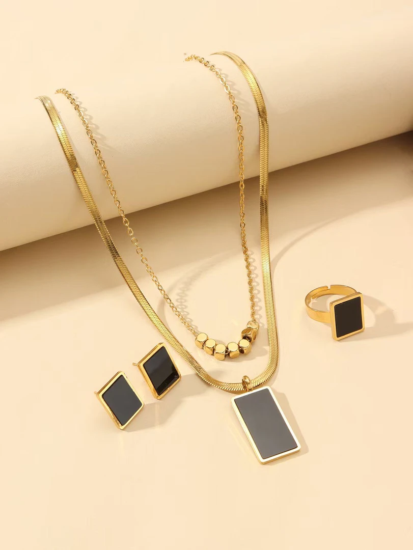 钛钢耳饰 新疆仓钛钢项链十方牌双层叠锁骨链气质百搭三件套耳环