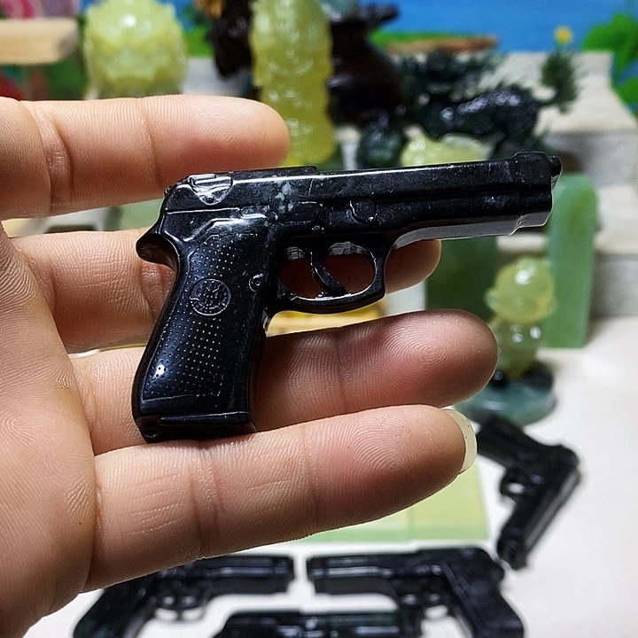 透闪石-蛇纹石玉未镶嵌手把件