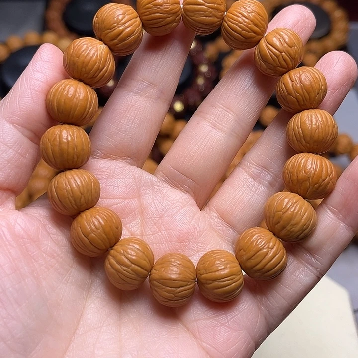 猴头核桃吊坠土豪