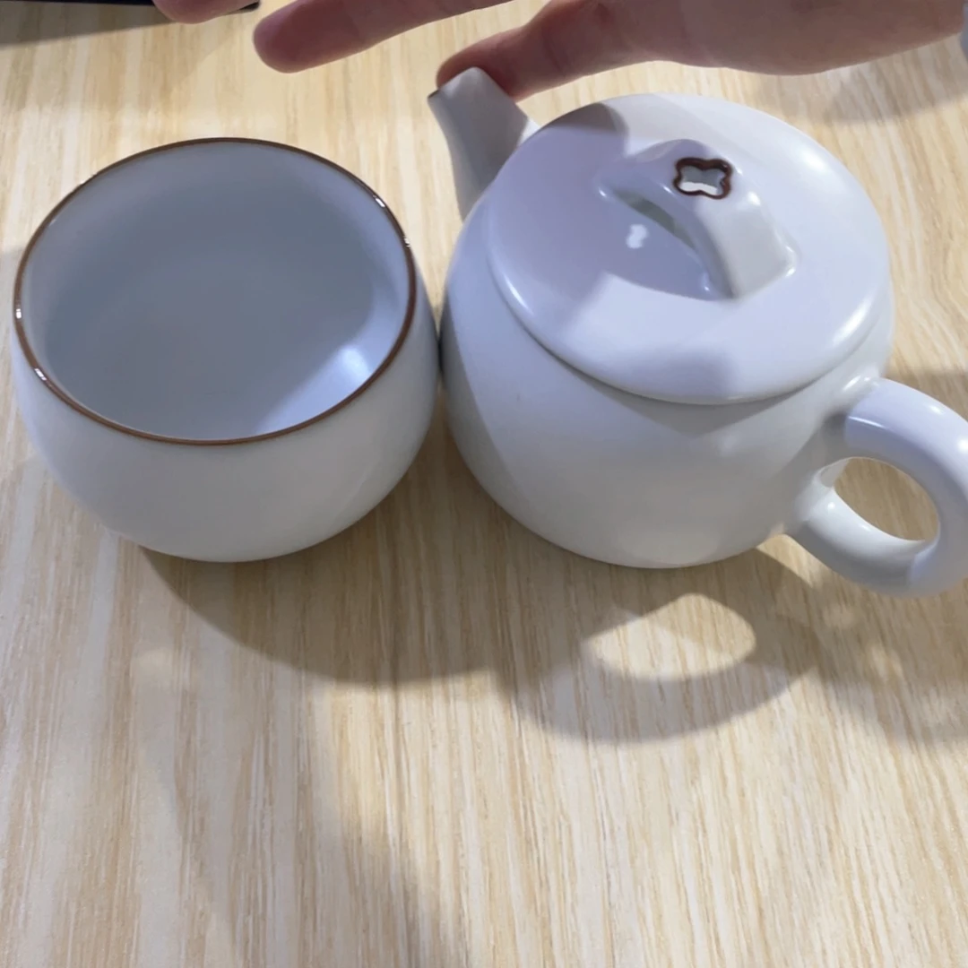 瓷片小微瑕。。。。。。。。。。。