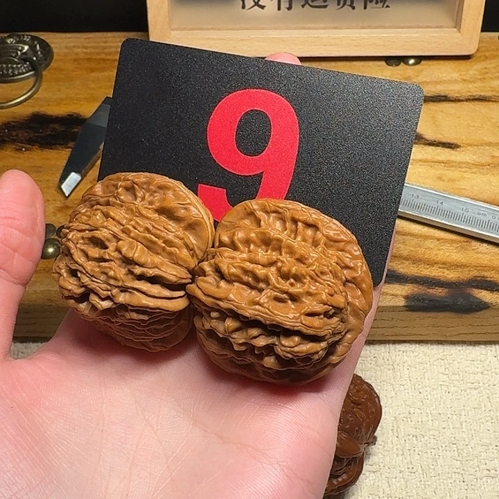 文玩麻核桃45尺寸四座楼