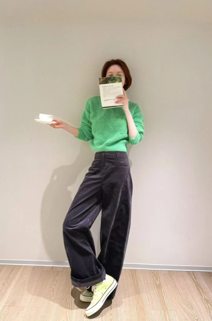 2025秋季新款小清新绿色麻花长袖针织衫女软糯套头毛衣百搭阔腿裤