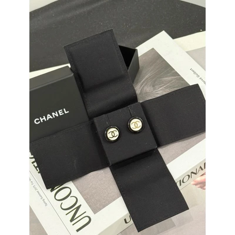 未使用 Chanel/香奈儿 24s珐琅扣耳钉 全套 拍下送中检