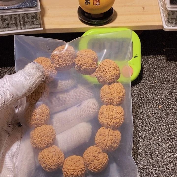 用***1金刚菩提吊坠在那里干什么来