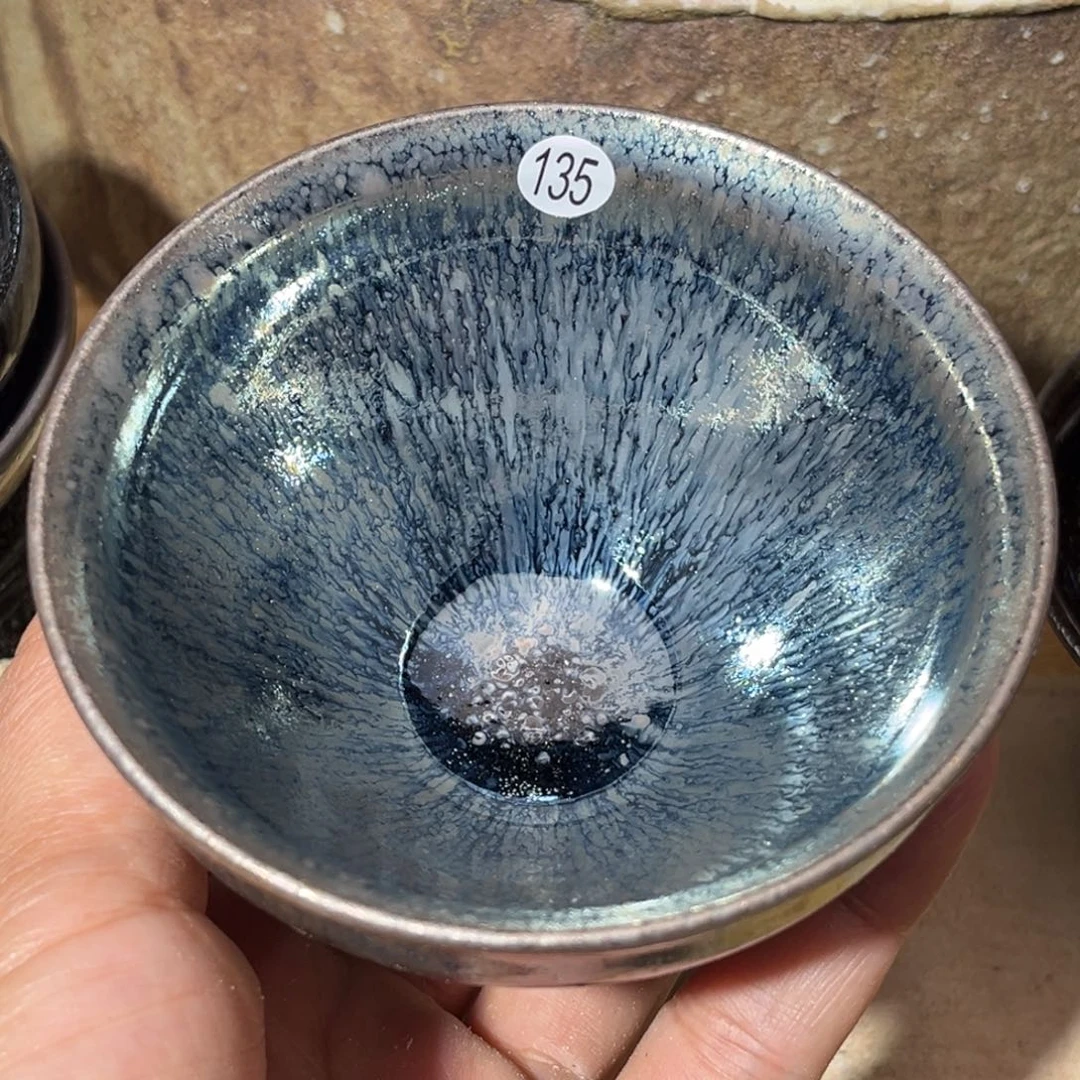 茶盏义兴龙窑坚持真柴烧