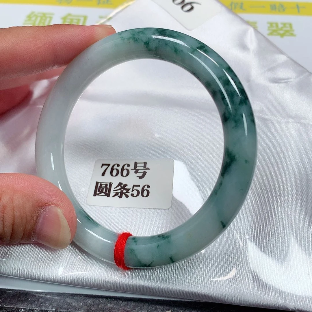 【闪购商品】未镶嵌手镯翡翠766号