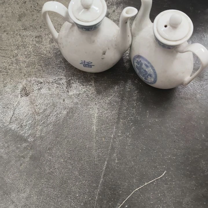 陶瓷盘子碗啥都有