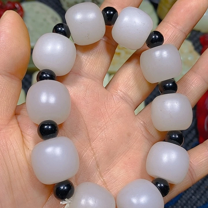 吊坠白玉菩提精选