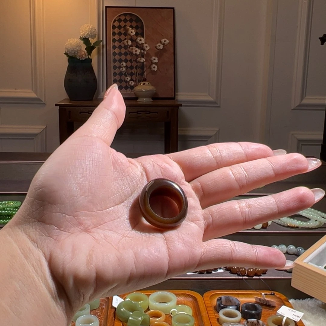 和田玉（糖玉）戒指未镶嵌