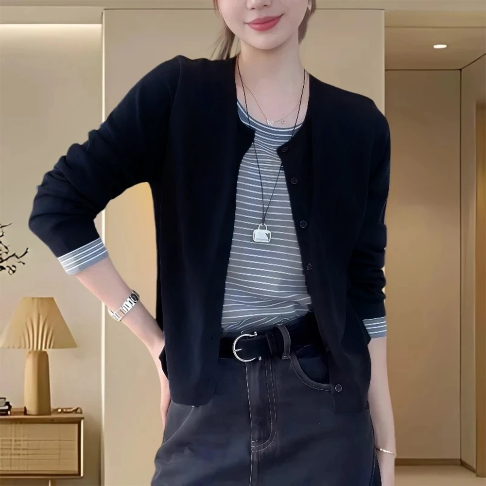 小众炸街高级感女装秋冬假两件针织衫宽松圆领拼接条纹长袖短外套