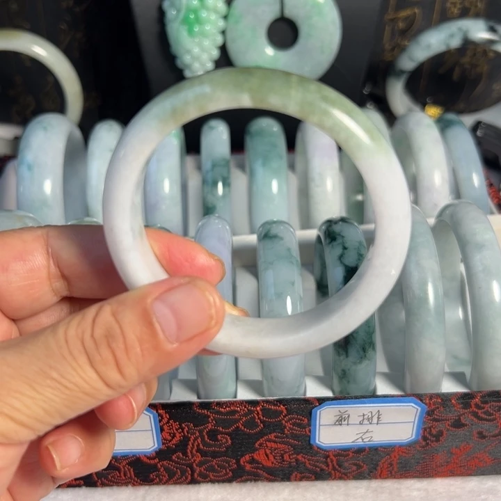 未镶嵌手镯翡翠天然
