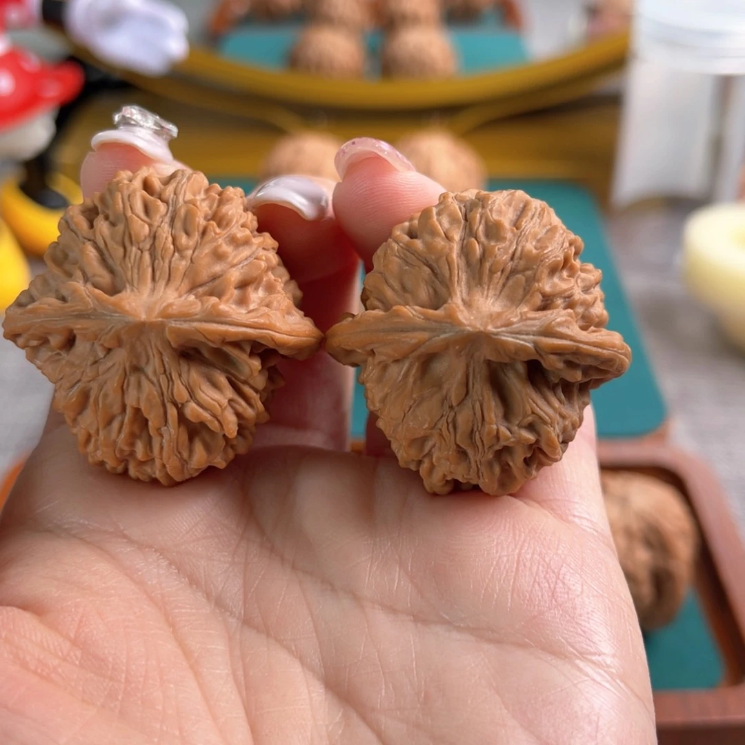 文玩核桃吊坠麻****?38天地全品