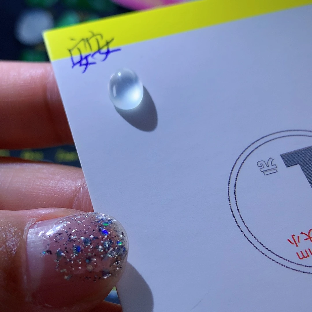 翡翠颈饰未镶嵌 天然翡翠高冰蛋面