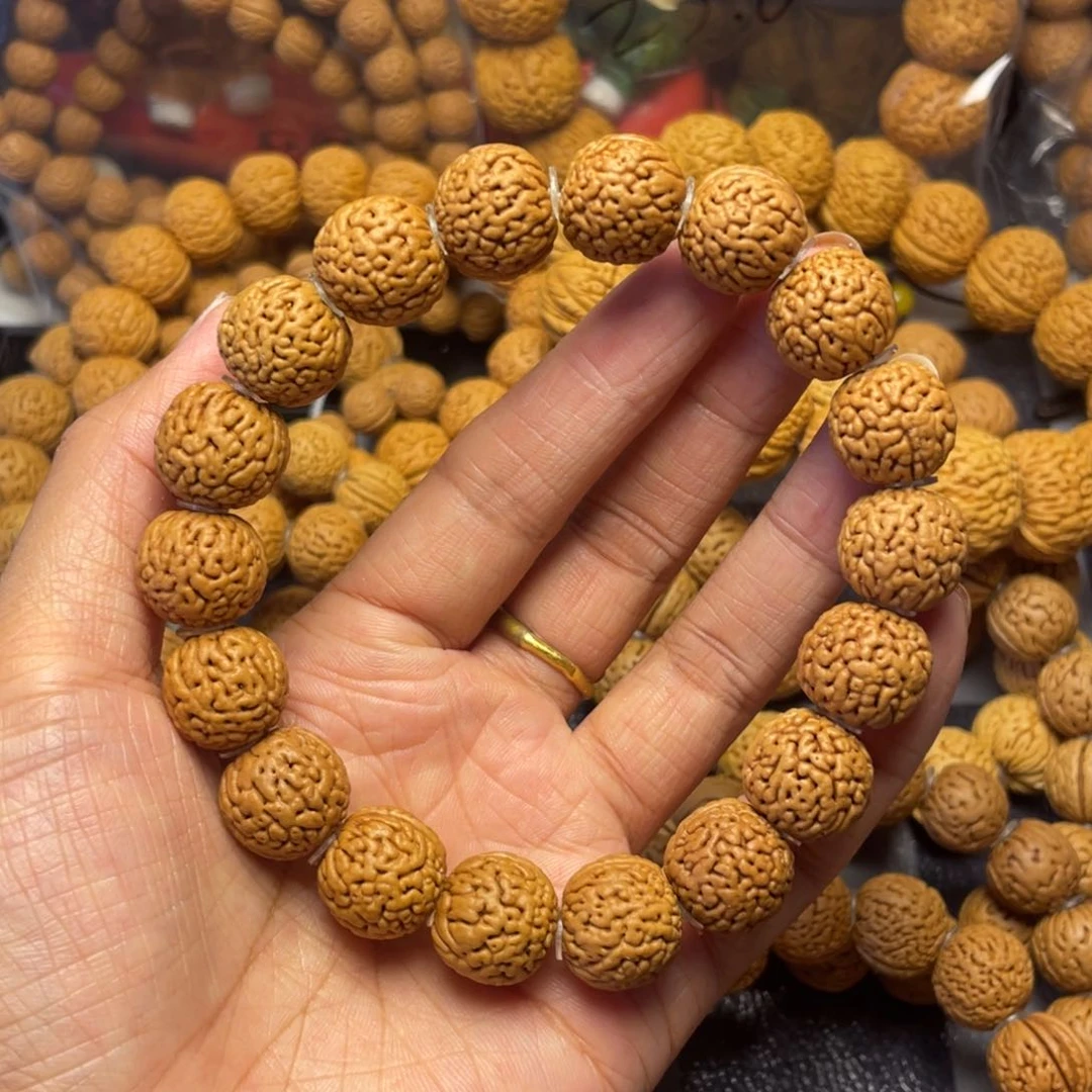 吊坠桃核深****?15.6金刚手串