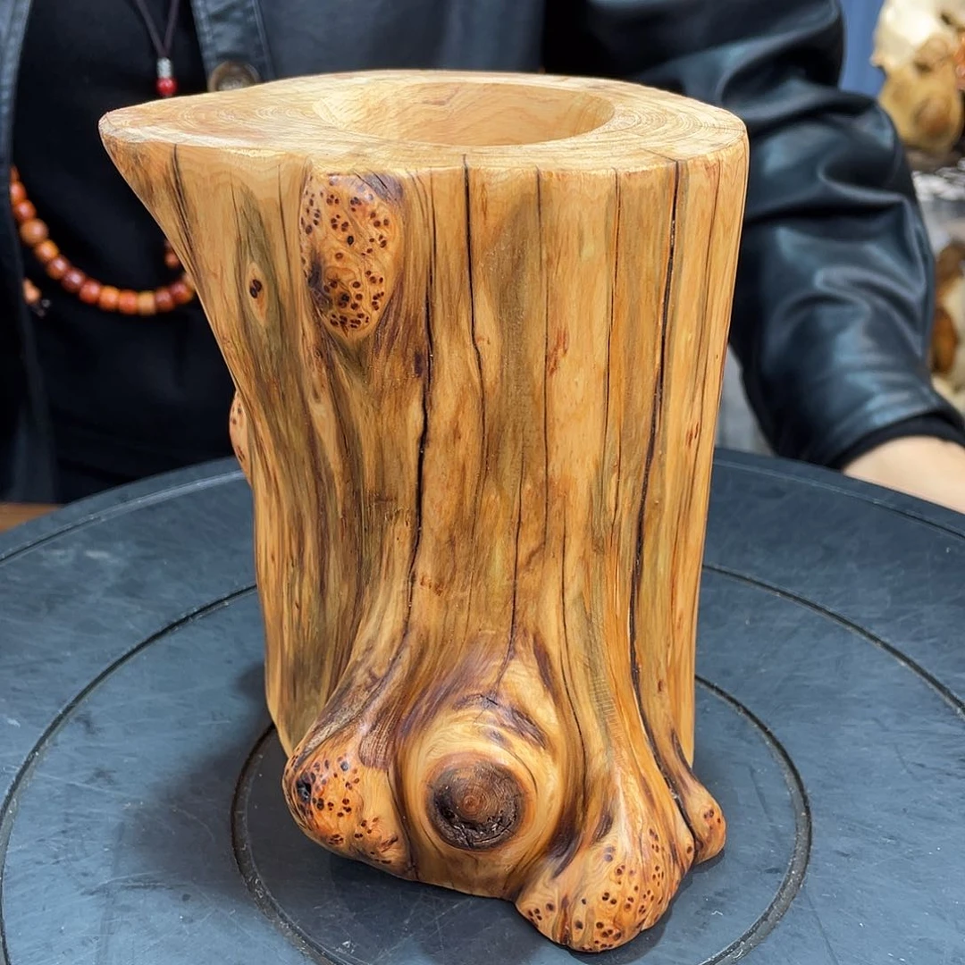 柏木（崖柏） 笔筒