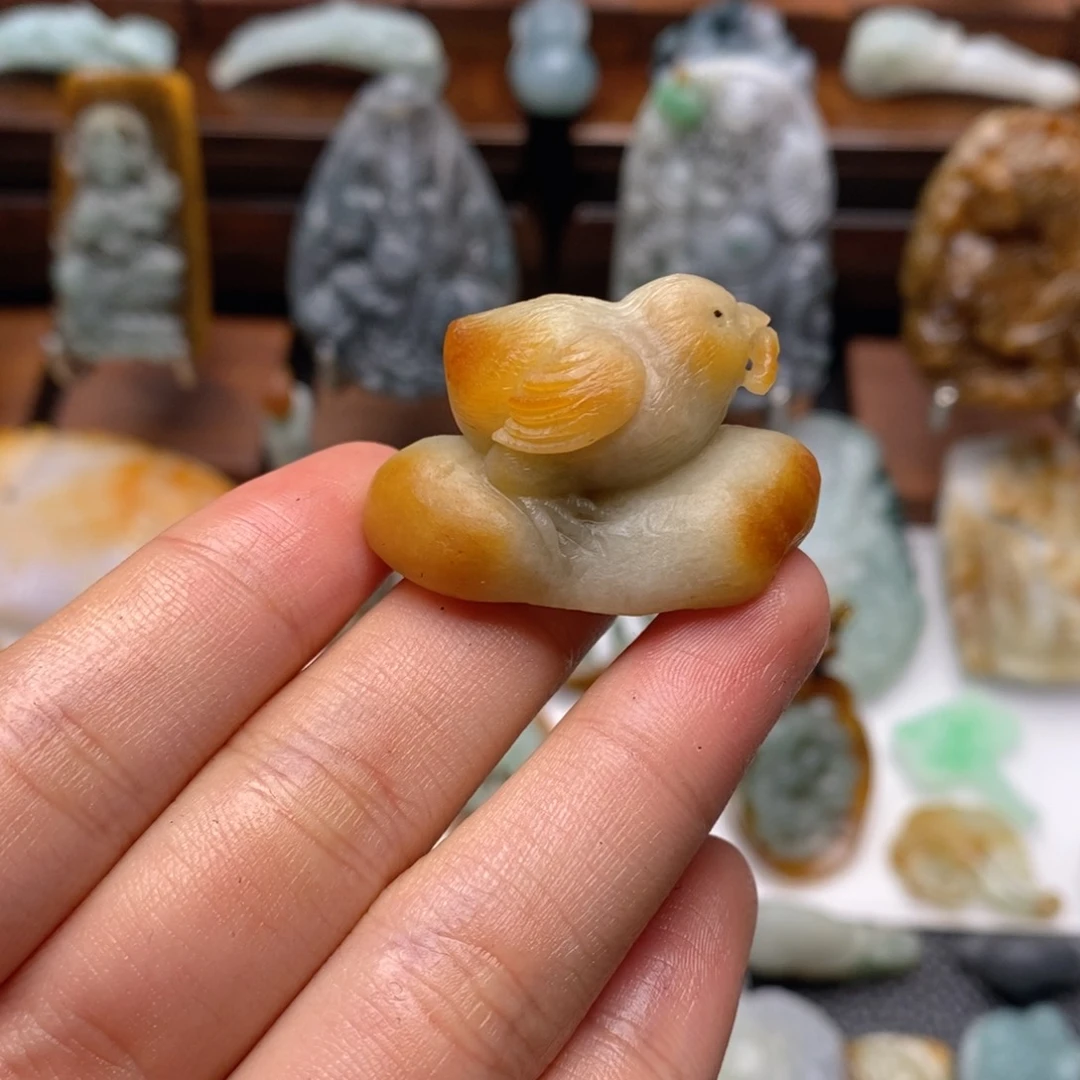 定制翡翠未镶嵌翡翠