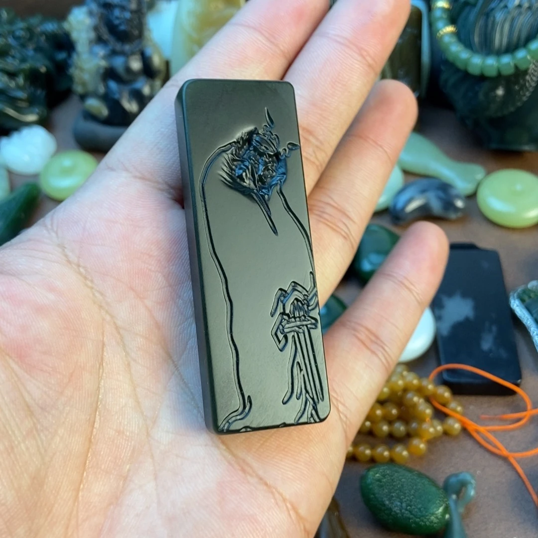 和田玉未镶嵌挂件