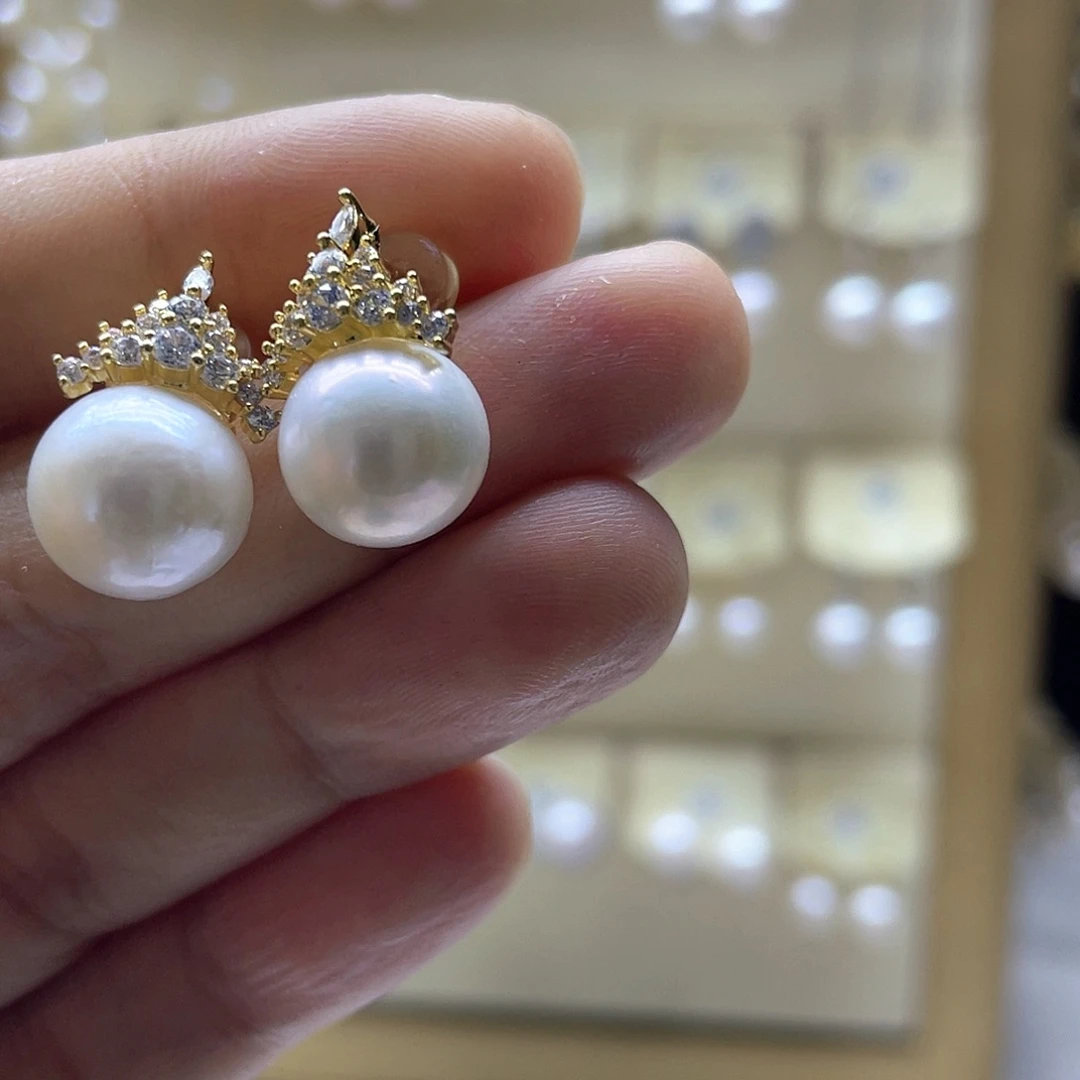 银S925镶嵌淡水珍珠耳饰