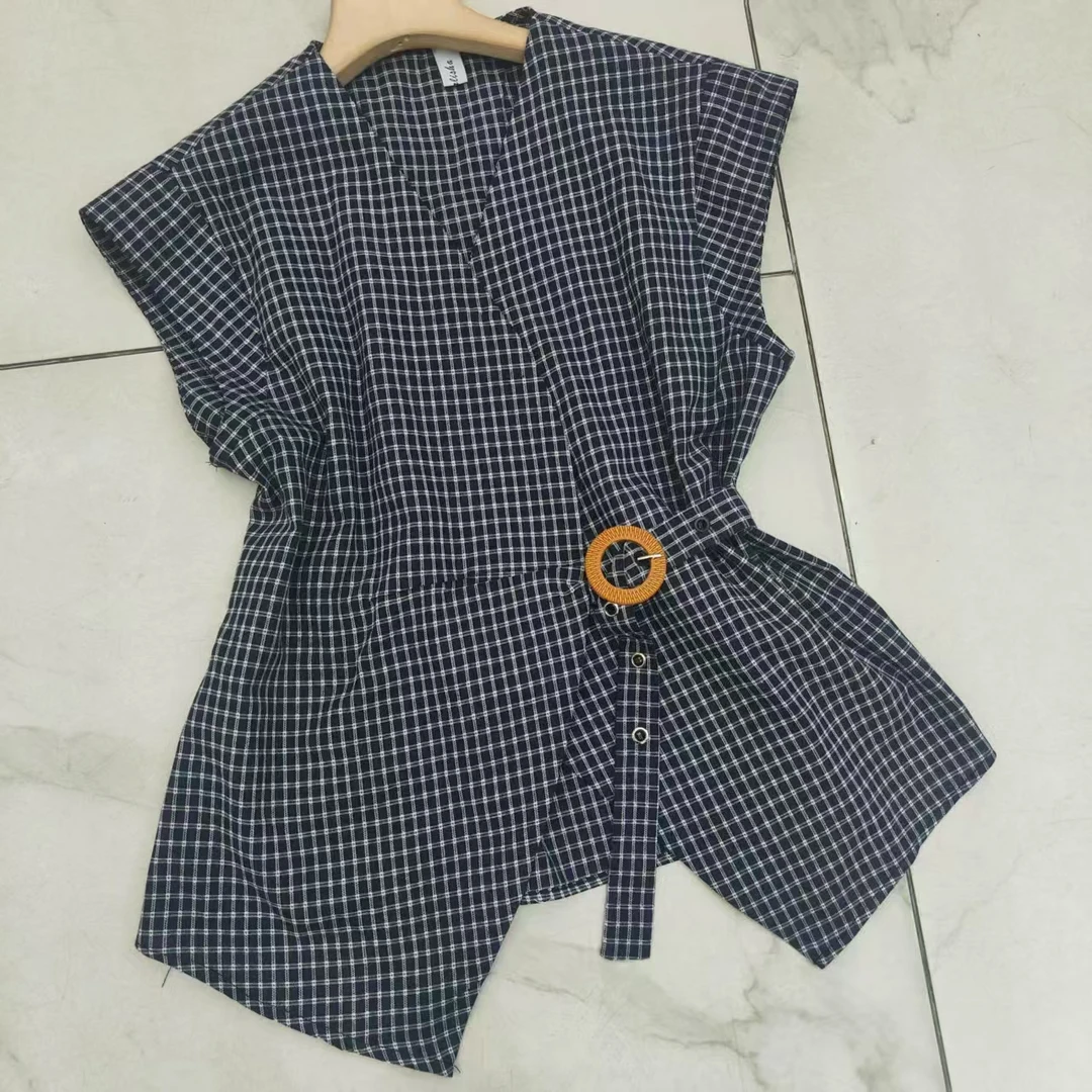 韩系交叉V领侧扣收腰无袖衬衫（2561）