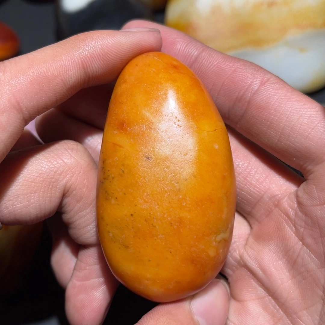 和田玉未镶嵌珠宝奇石