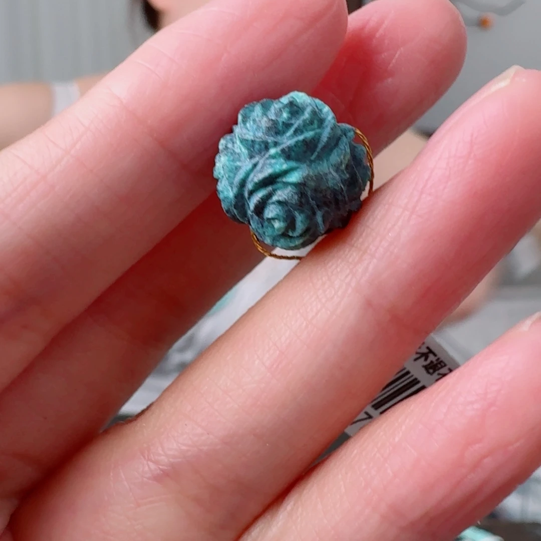 未镶嵌绿松石珠宝奇石