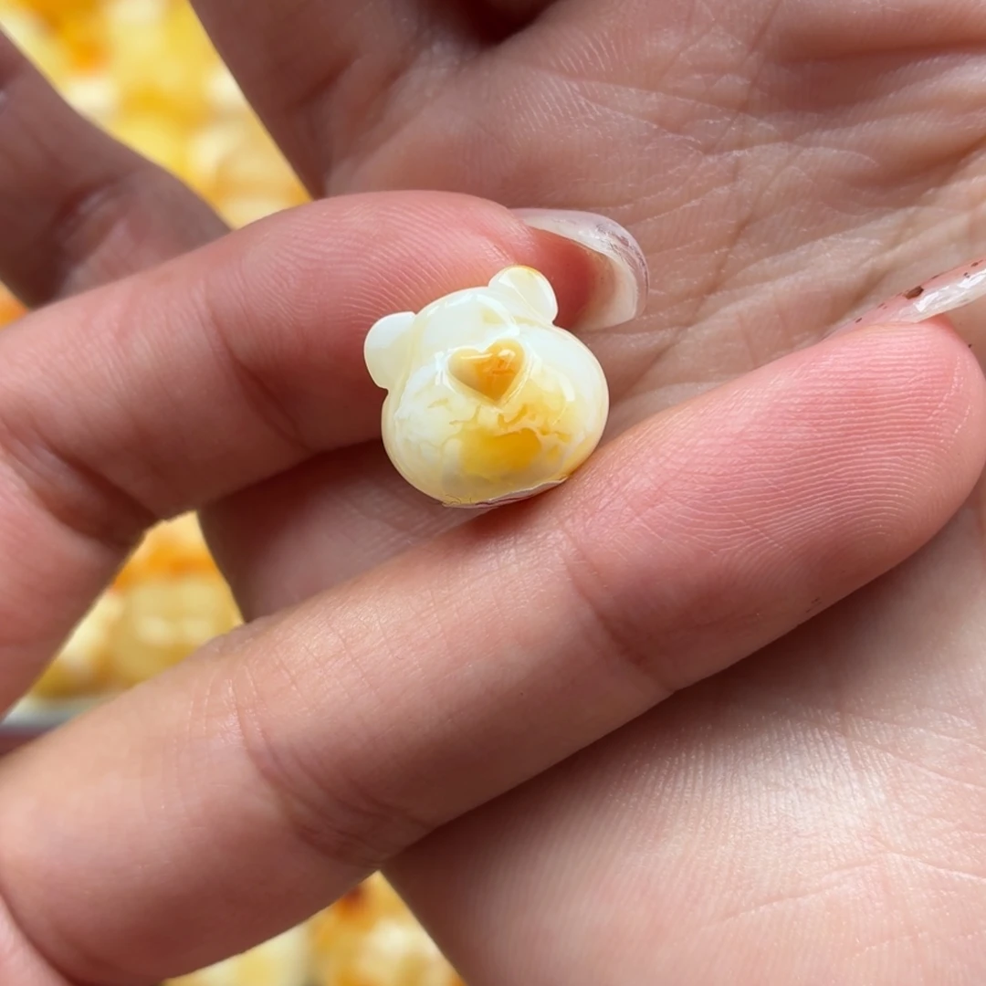 琥珀未镶嵌裸石蜜蜡