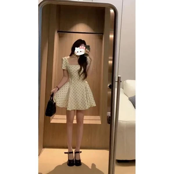 大码气质方领波点连衣裙收腰显瘦短款夏季女神范7869