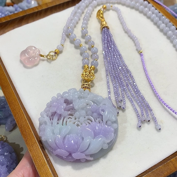 翡翠未镶嵌颈饰翡翠吊坠