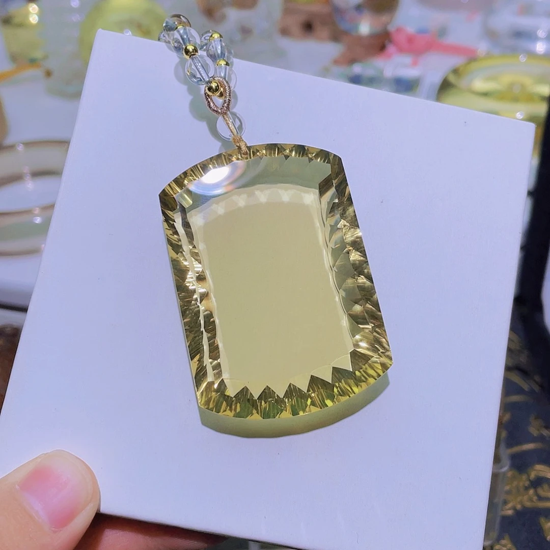 未镶嵌吊坠(赠链)水晶天然黄水晶吊坠