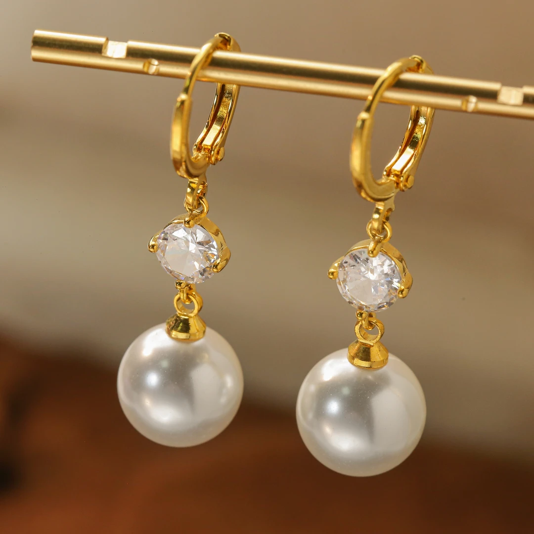 铜合金仿珍珠耳饰 12mm小香风风在吹灵动好搭精致耳环 G1-016