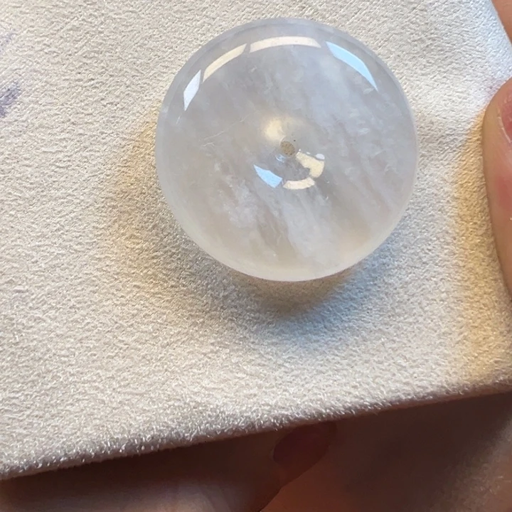 石英质玉未镶嵌颈饰