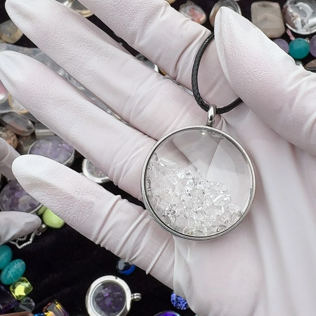 未镶嵌珠宝半成品水晶非***?