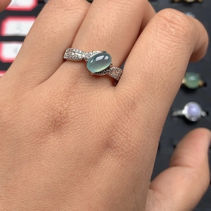 翡翠未镶嵌戒指戒指