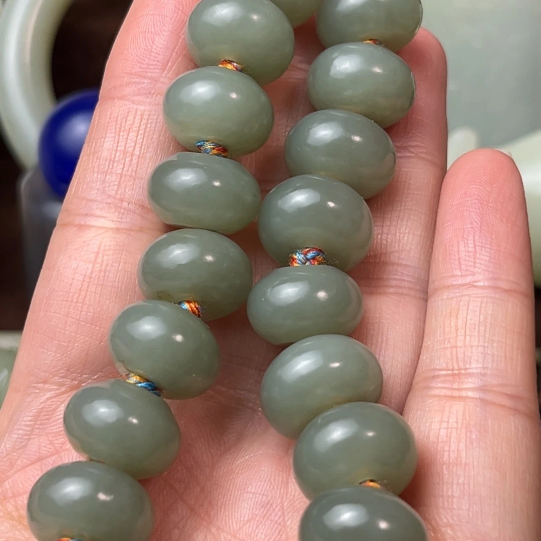 和田玉（糖玉）未镶嵌手链